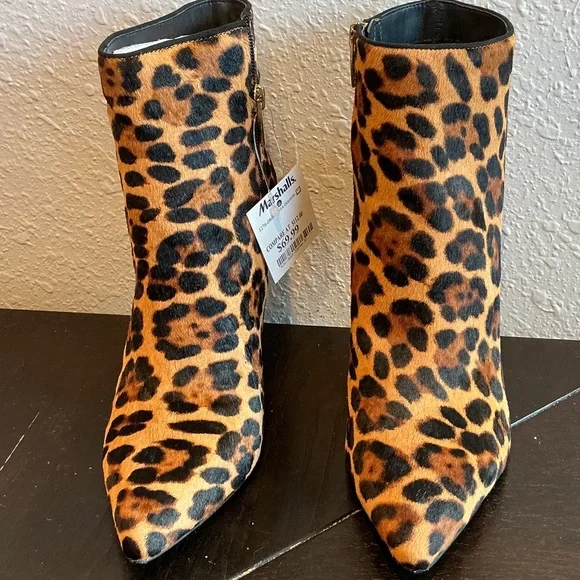 Vince Camuto Animal Print Ankle Boots Size 8.5 - Picture 1 of 6